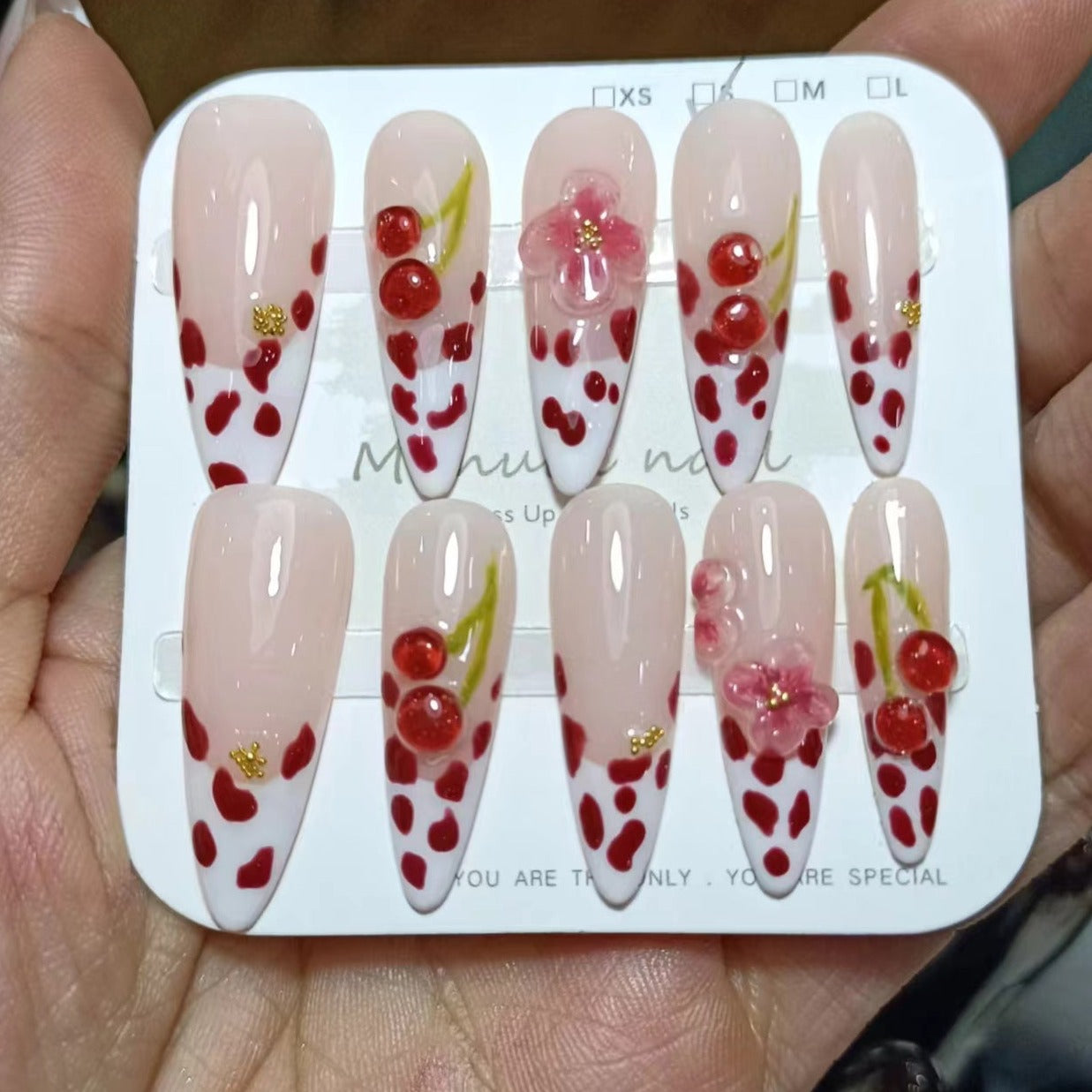 CUSTOM NAILS